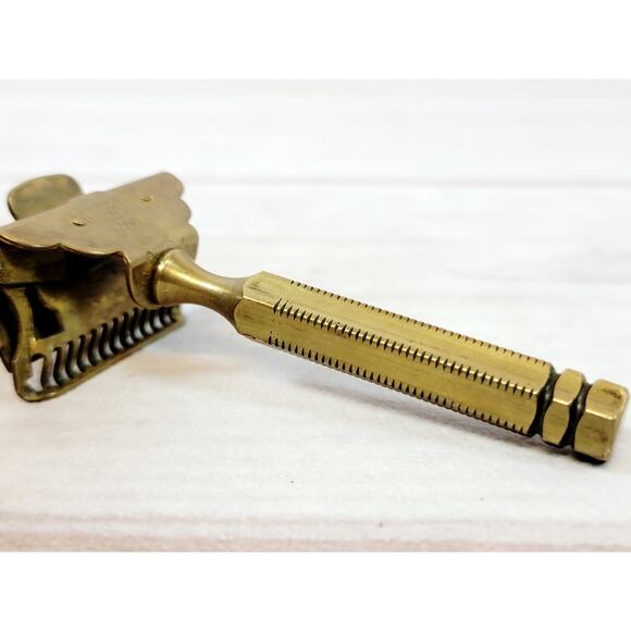 GEM Junior 1912 Vintage Single Edge Safety Razor - Picture 9 of 11